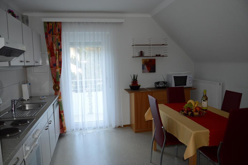 Haus Thon Apartamento Bodensdorf Quarto foto